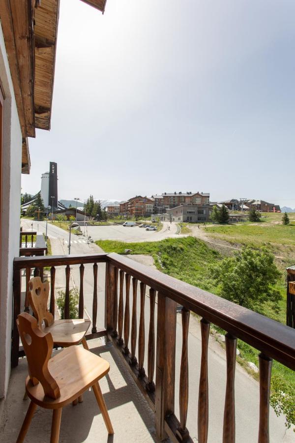 Hotel Le Chamois Alpe d'Huez Exterior photo