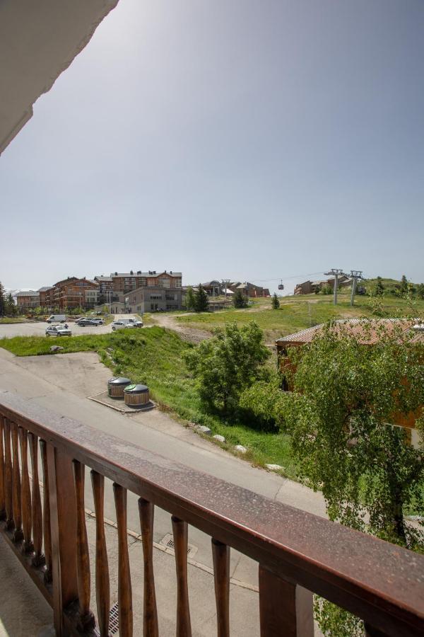 Hotel Le Chamois Alpe d'Huez Exterior photo